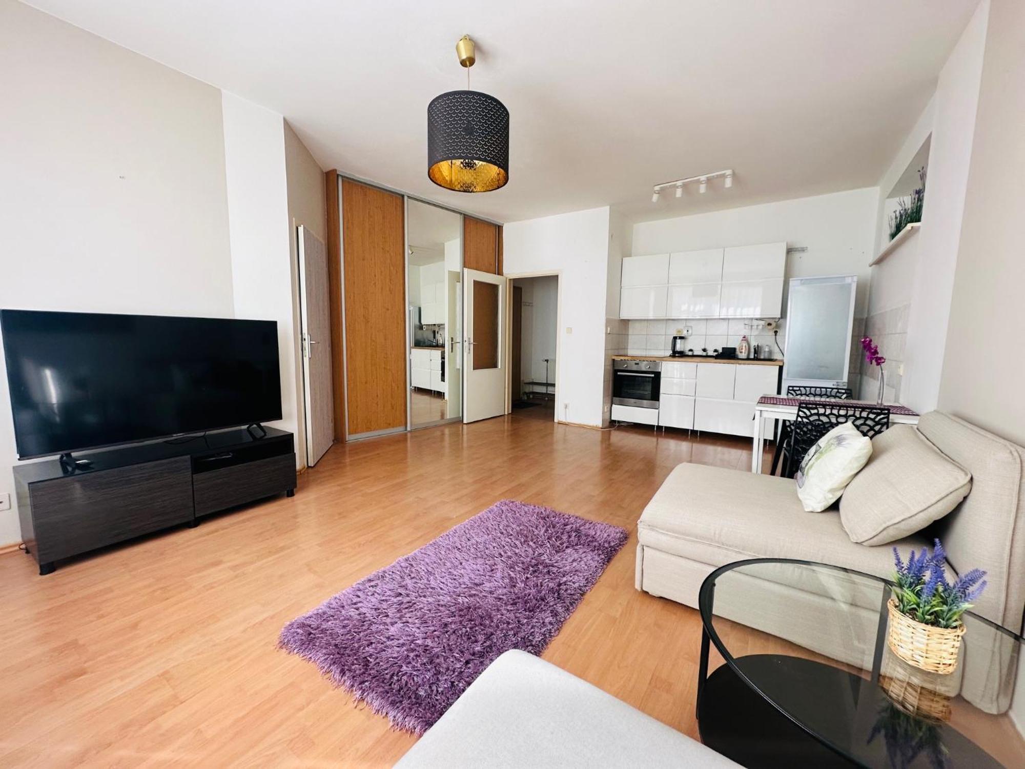After Two Apartment Братислава Экстерьер фото